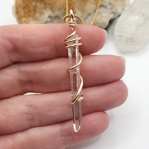 Lemurian Crystal Necklace in Gold | High Frequency Stone | Rare High Vibration Crystal | Lemurian Quartz Pendant bild 4