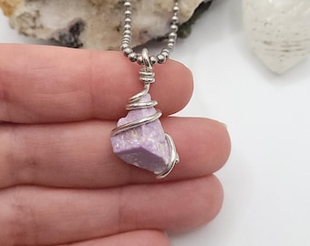 Raw Phosphosiderite Necklace in Silver, Calming Crystal for Inner Peace and Intuition