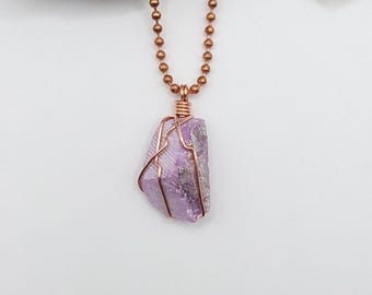 Raw Phosphosiderite Necklace in Copper, Calming Crystal for Inner Peace and Intuition