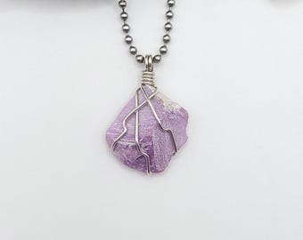 Raw Phosphosiderite Necklace in Silver, Calming Crystal for Inner Peace and Intuition