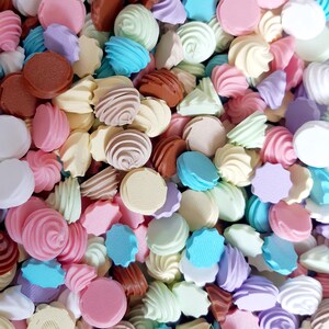 Artificial icing sugar sweets candy cabachons PLA x 40 random pieces