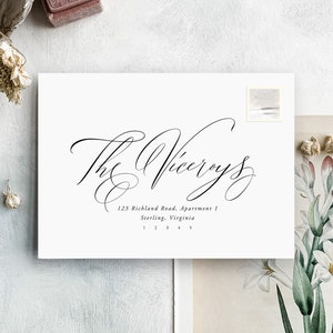 Modern Calligraphy Wedding Envelope Addressing | DIY printable envelope templates using this 100% editable template for Templett | Viceroys