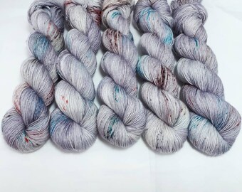 Hand dyed Merino silk single yarn Superwash 100 g
