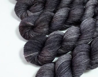 Hand dyed Merino silk single yarn Superwash 100 g