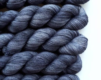 Hand dyed Merino silk single yarn Superwash 100 g