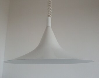 Wit metalen Heksenhoed Hanglamp 40 cm vintage jaren 70