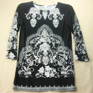 Floral Paisley Top 3/4 Sleeve Blouse Size Small Black White Print by Maria Gabrielle
