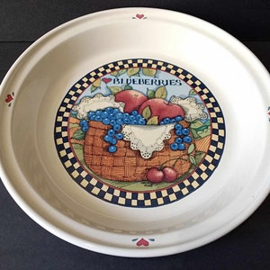 Vintage Pie Plate 11&quot; Serving Pie Dish Pie Keeper Susan Winget