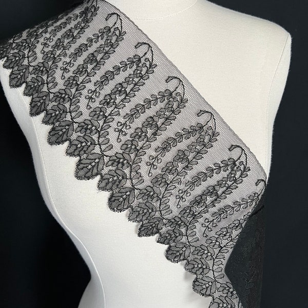 Antique 1800’s Fine Black Lace, Chantilly Lace, Trailing Leaf Sprigs, Victorian Black Lace, Dressmaking, Costume Design, 19th C Fashion