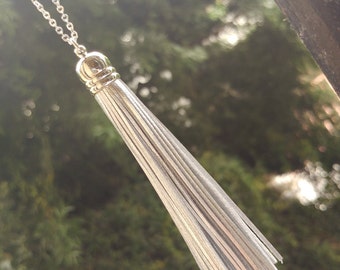 Echtes Leder Lange Silber Quaste Halskette, Handgemachte Quaste Halskette, Lange Silber Leder Quaste Halskette, Geburtstagsgeschenk, Muttertagsgeschenk