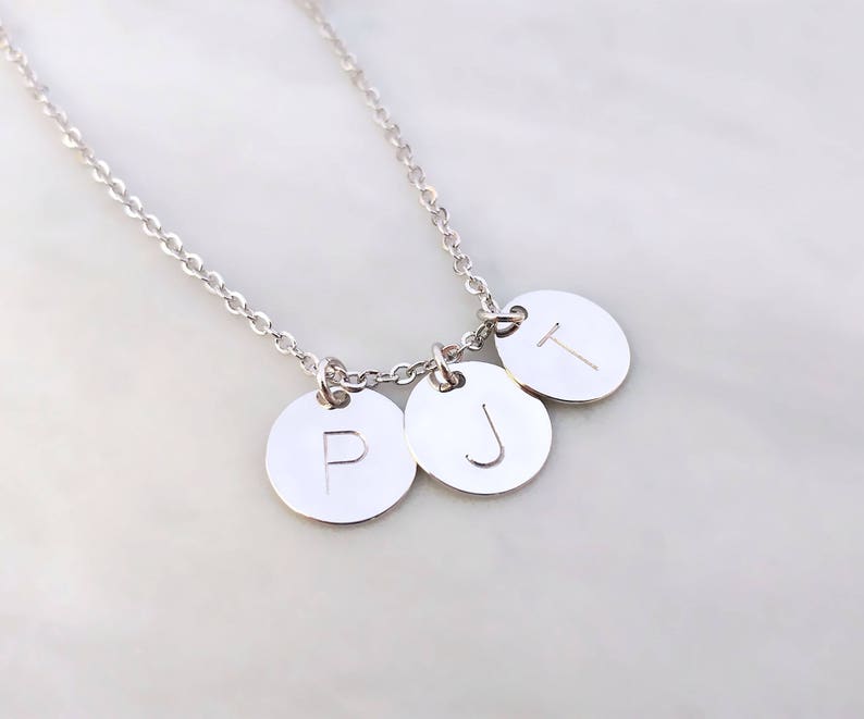Personalized Dainty Silver Hand Stamped Initial Disc Necklace, Custom Letter Coin, Family Tree Necklace, Monogram Charm, Bridesmaid Gift image 3