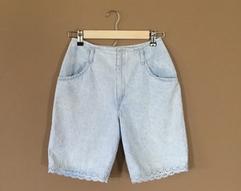 Waist 26 High Waisted Denim Shorts / 90s Jean Shorts / 90s Shorts / Levis High Waisted Denim Shorts / Levis Cutoffs / Denim Cutoffs / Cutoff