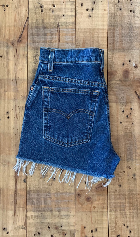 29” Levis Shorts High Waisted Denim / 90s Levis S… - image 7