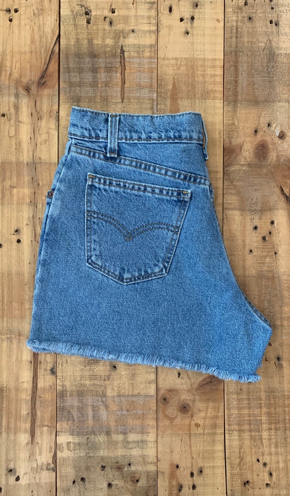 30” Levis High Waisted Shorts Denim / Levis Short… - image 6