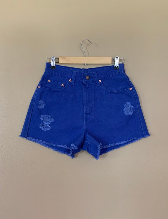 28" Levis High Waisted Shorts Denim / 90s Vintage… - image 2