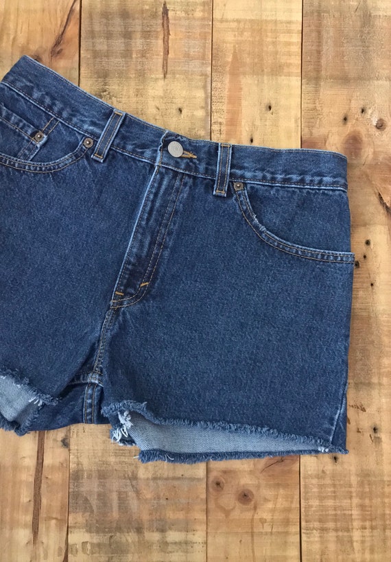 29" Levis High Waisted Shorts/Levis Shorts/90s sh… - image 4
