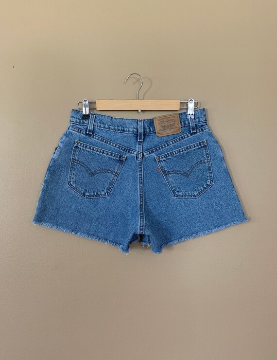 30” Levis High Waisted Shorts Denim / Levis Short… - image 4