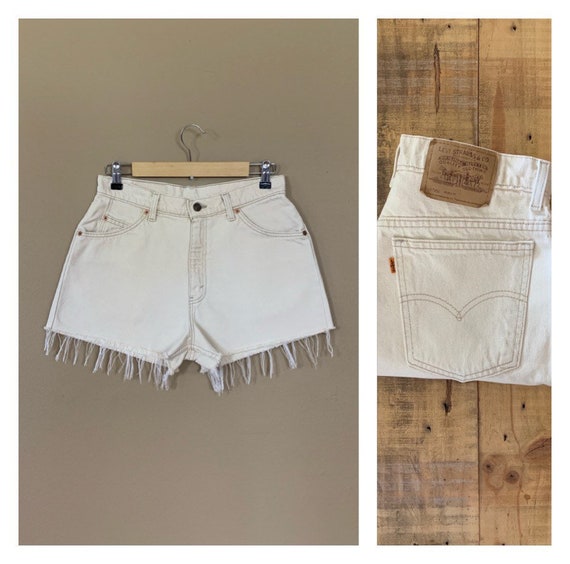 30” Levis Shorts High Waisted Denim Cutoffs /90s V