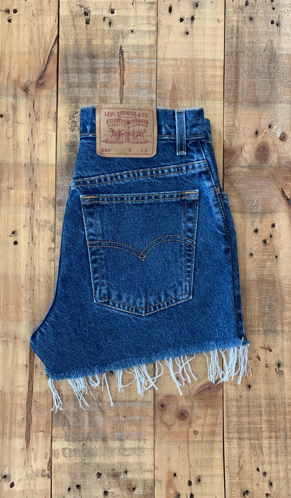 29” Levis Shorts High Waisted Denim / 90s Levis S… - image 6