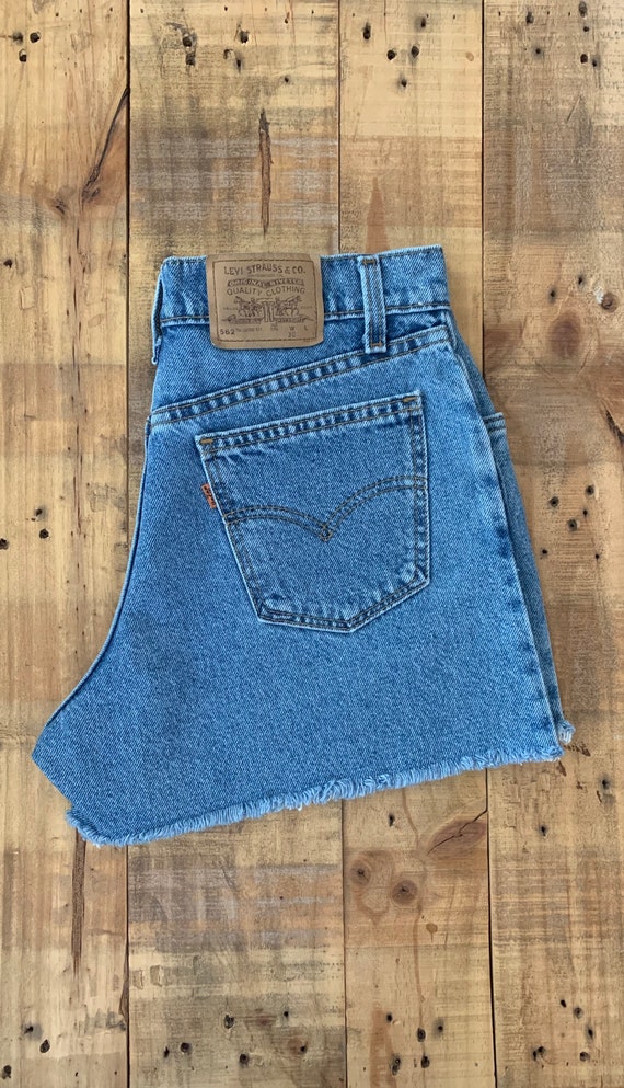 30” Levis High Waisted Shorts Denim / Levis Short… - image 5