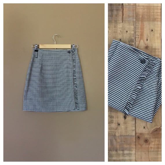 Blue plaid skirt 90s clearance