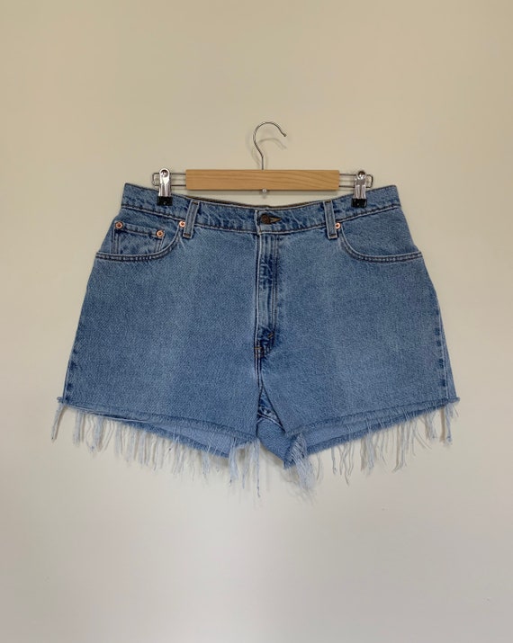 34” Levis High Waisted Shorts/90s Levis Shorts/Le… - image 3