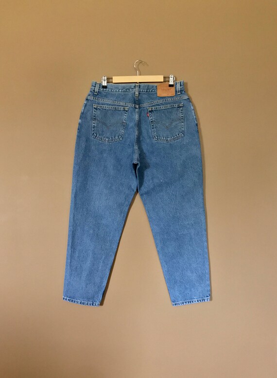 Waist 33/34" Levis High Waisted Jeans/ Levis 550/… - image 4