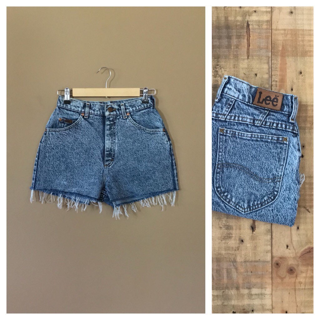Waist 25/26" Lee High Waisted Shorts / Levis Shorts /Vintage Shorts /Levi High Waisted Denim Shorts /Jean Shorts / Cutoff Shorts / Levis