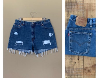 34" Levis High Waisted Shorts Denim / Levis Shorts / 90s Levis Size 16 / Levis High Waisted Denim Shorts / Levis Cutoff Shorts 34”