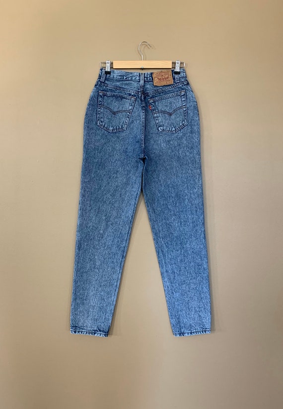 27"/28" Levis 501 Jeans High Waisted Button Fly /… - image 4