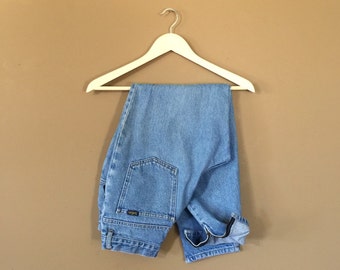 Size 9/10 High Waisted Jeans  / 90s Jeans / Vintage High Waisted Jeans / Mom Jeans / Acid Wash Jeans