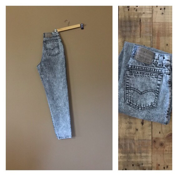 25/26" Black Levis Jeans High Waist/90s Levis Jean