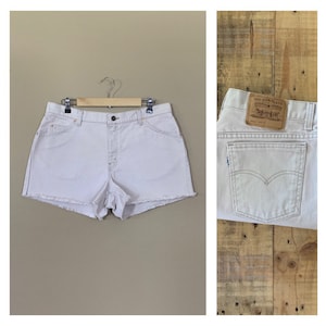 36&quot; Levis High Waisted Shorts Denim / 90s Levis Shorts Waist 36 / Levis High Rise Denim Shorts / Levis Cutoff Shorts Size 16
