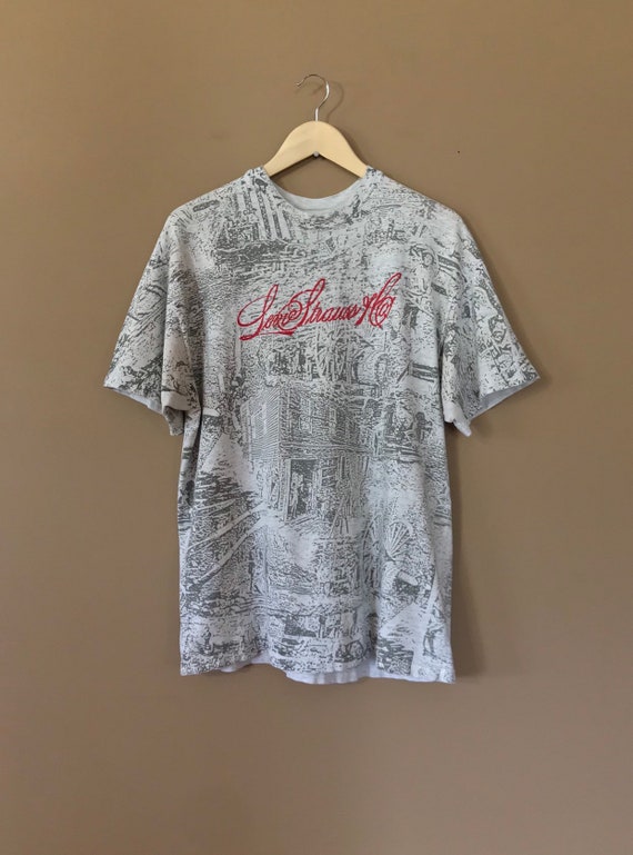 90s All Over Tshirt Levis / 90s Vintage Tshirt Ov… - image 2