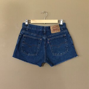 90s LEVI'S High Waisted Denim Shorts (S)