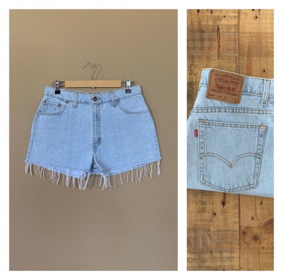 31/32” Levis High Waisted Shorts / 90s Levis Shor… - image 1