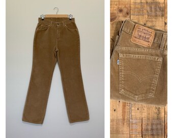 30”/31” Levis 917 Corduroy Pants Camel High Waisted / Womens Corduroy Pants / Womens Levis Corduroy Pants / Vintage Corduroy Pants Size 8