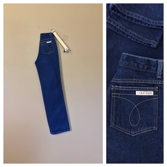 Waist 22" High Waisted Jeans/ Levis High Waisted J