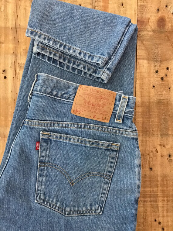 Waist 33/34" Levis High Waisted Jeans/ Levis 550/… - image 3