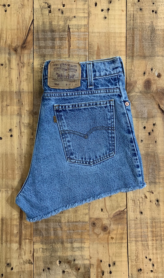 32” Levis High Waisted Shorts/Levis Shorts/90s sh… - image 5