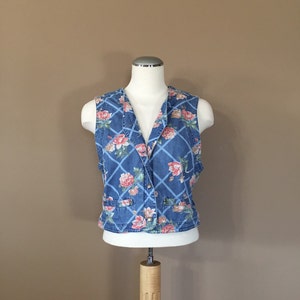 90s Vest / Blue Jean Vest / Cropped Vest / 90s clothing / 1990s Clothing / Floral Vest / Jean Vest