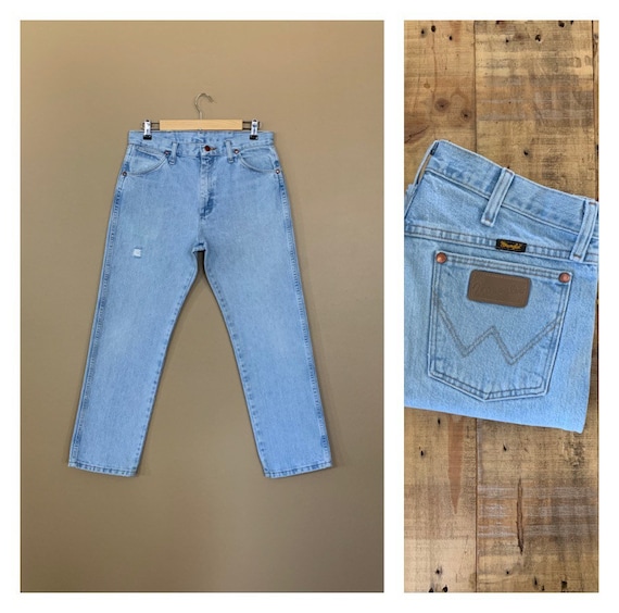 32”/33” Wrangler High Waisted Jeans Light Wash / 9