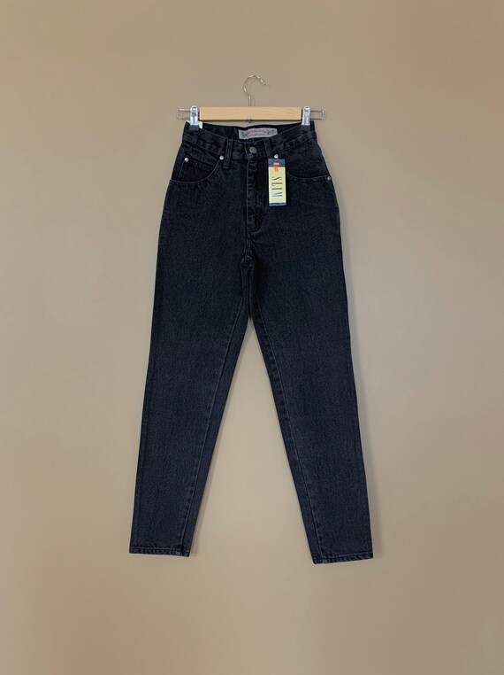 24” Black Levis Jeans High Waisted Slim Fit Taper… - image 3