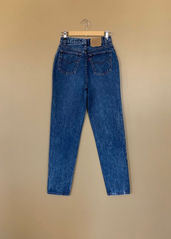 26/27" Levis 501 Jeans High Waisted Button Fly / … - image 4