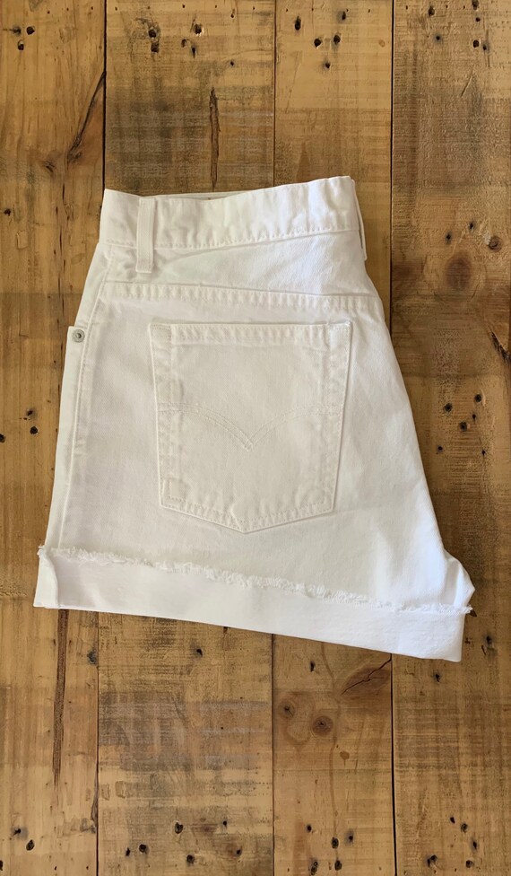 34” White Levis High Waisted Shorts/90s Levis Sho… - image 6