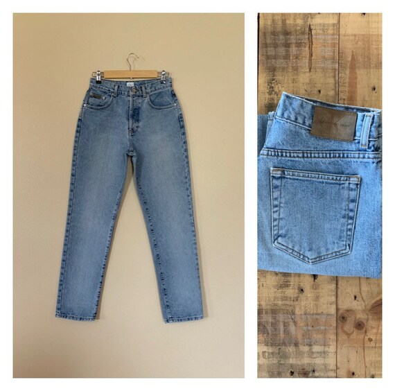 28” Calvin Klein Jeans Button Fly High Waisted / 9