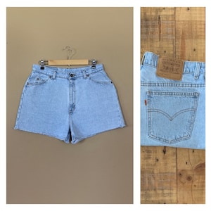 33&quot; Levis High Waisted Shorts Denim / 90s Levis Shorts Vintage / Levis High Rise Denim Cutoff Shorts / Levis Shorts Waist 33