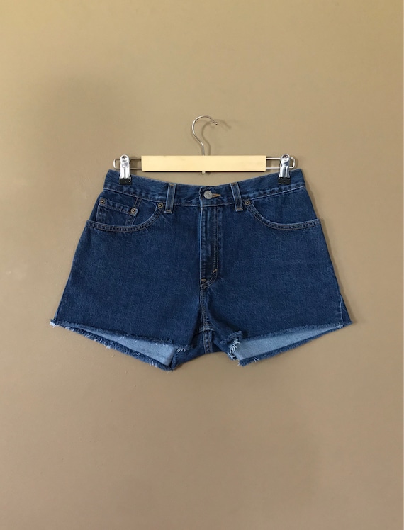 29" Levis High Waisted Shorts/Levis Shorts/90s sh… - image 2