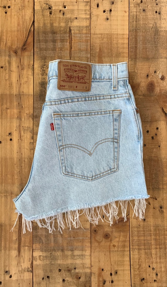 31/32” Levis High Waisted Shorts / 90s Levis Shor… - image 5