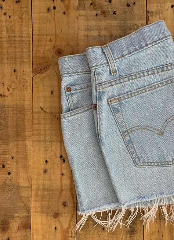 31/32” Levis High Waisted Shorts / 90s Levis Shor… - image 7